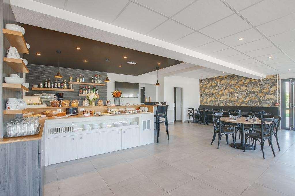 Brit Hotel Reims La Neuvillette Étterem fotó