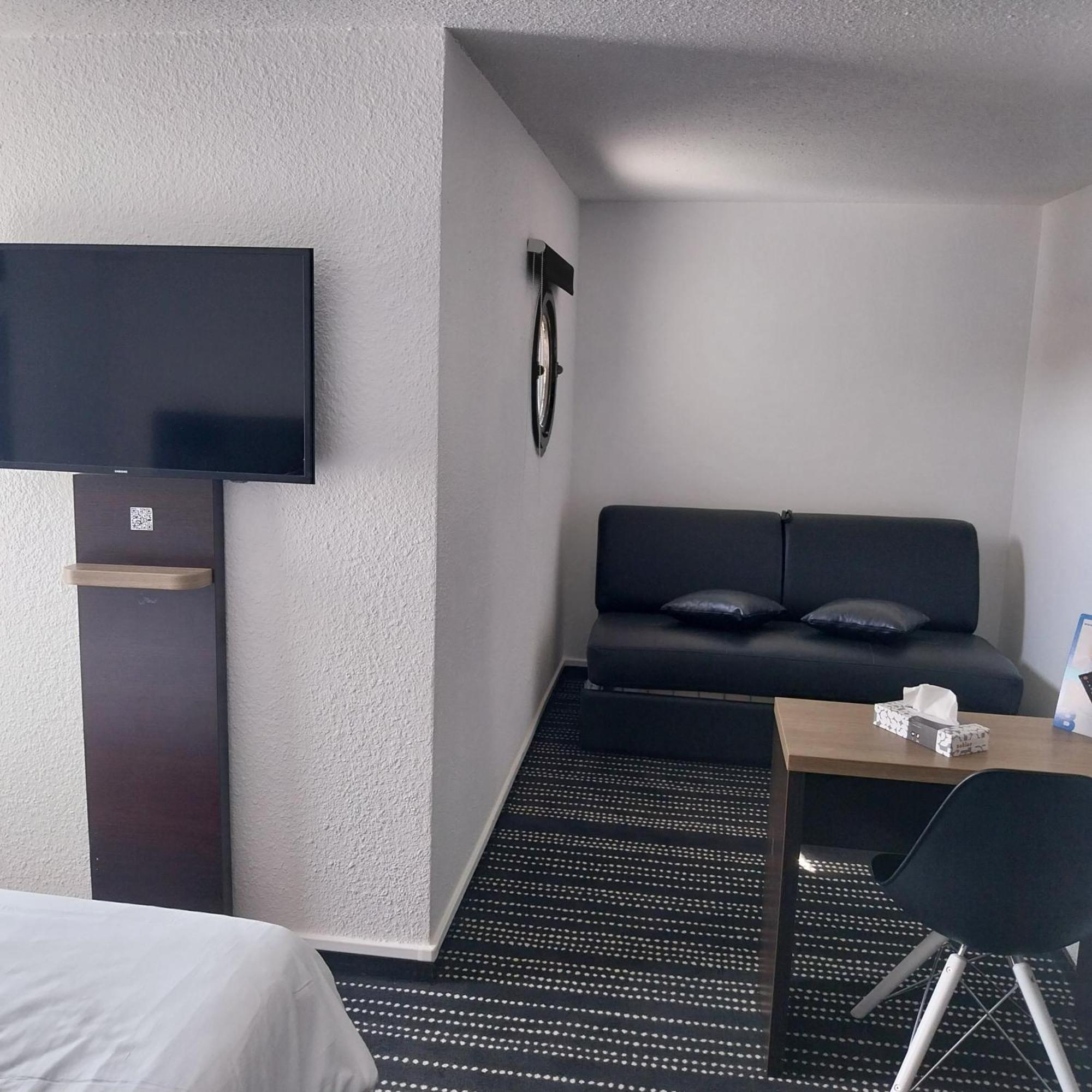 Brit Hotel Reims La Neuvillette Kültér fotó